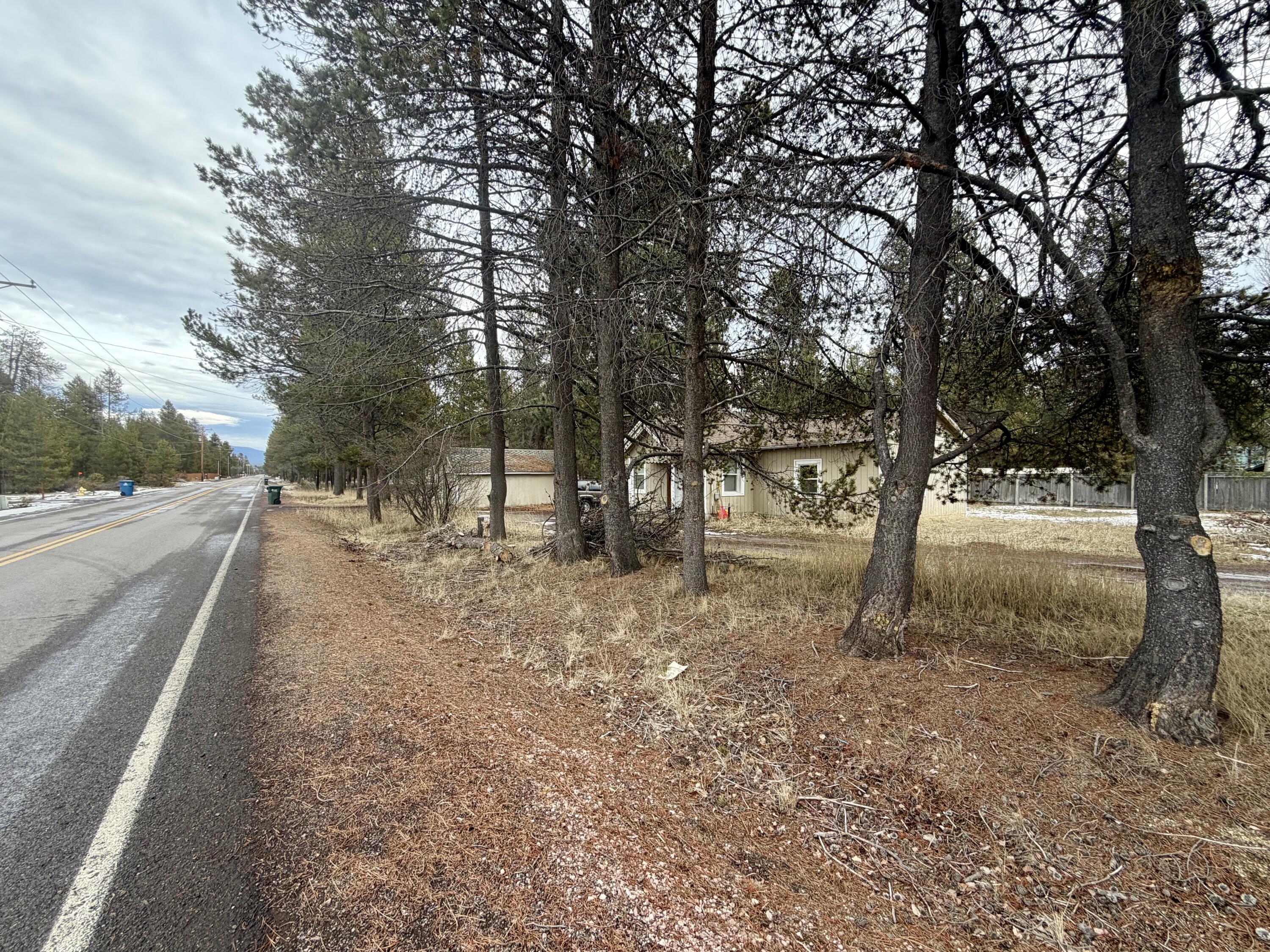 16511 William Foss Road La Pine, OR 97739 - Photo 4 of 6 IMG_9887