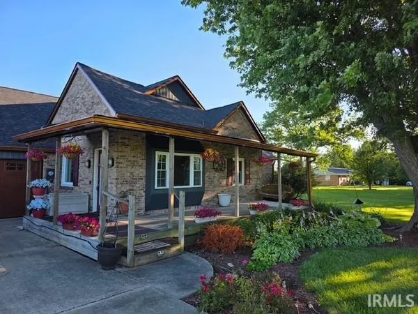 $374,900 | 757 East 1000 North, Alexandria, IN 46001