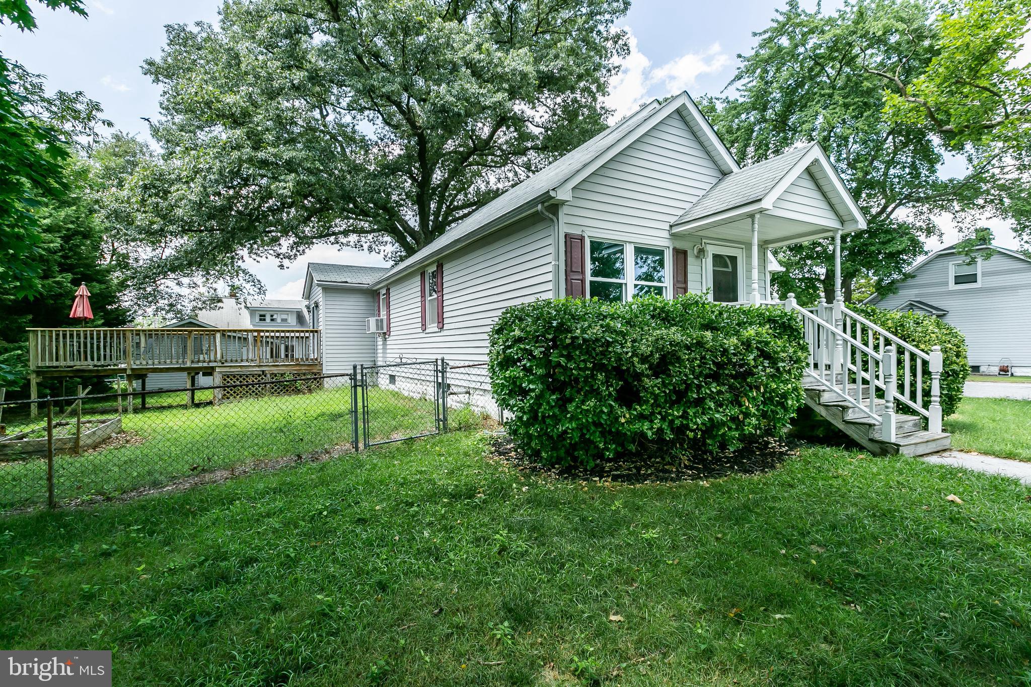 130 Meadow Road Pasadena, MD 21122 - Photo 3 of 36 Gallery Image 3