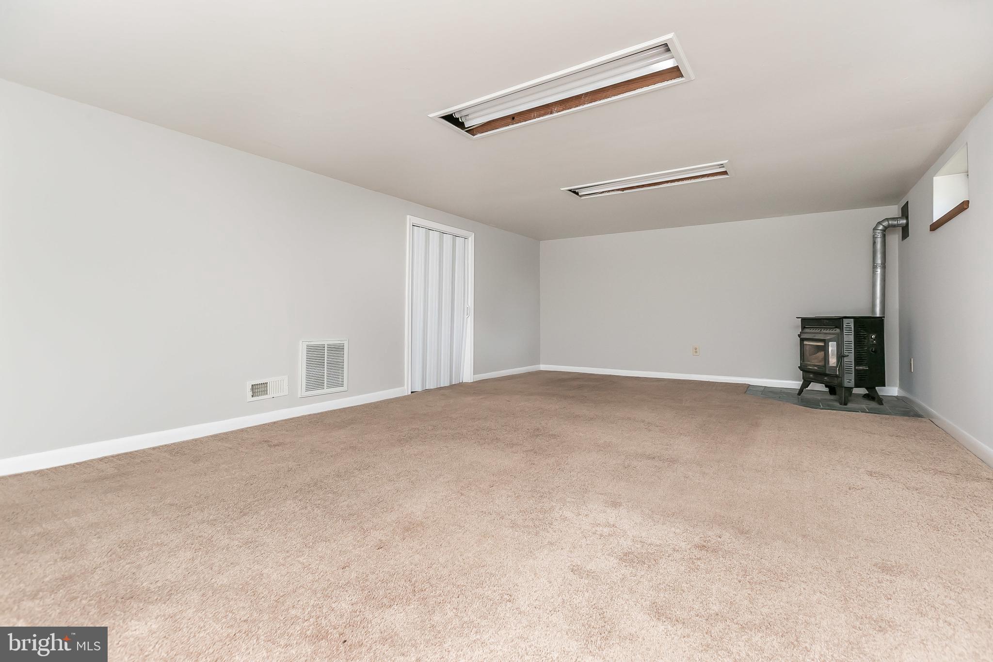 130 Meadow Road Pasadena, MD 21122 - Photo 23 of 36 Gallery Image 23