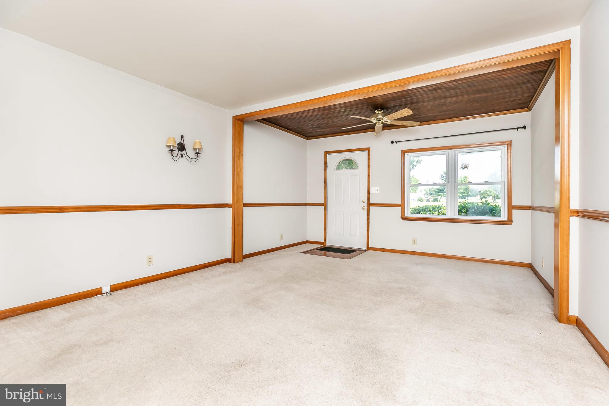 130 Meadow Road Pasadena, MD 21122 - Photo 5 of 36 Gallery Image 5