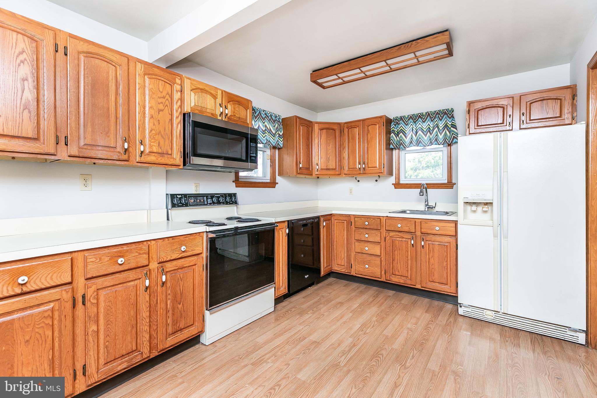 130 Meadow Road Pasadena, MD 21122 - Photo 9 of 36 Gallery Image 9