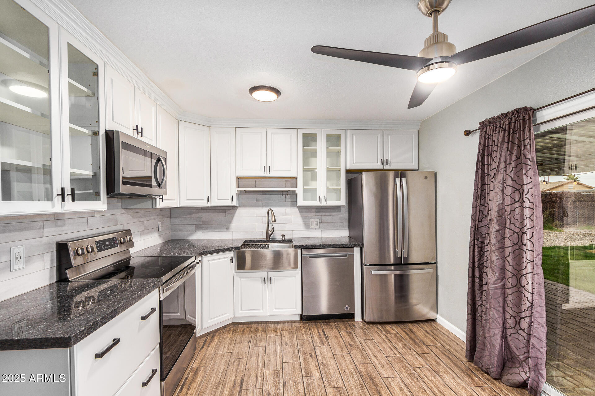 3717 West Charter Oak Road Phoenix, AZ 85029 - Photo 12 of 29 13 - Charter Oak