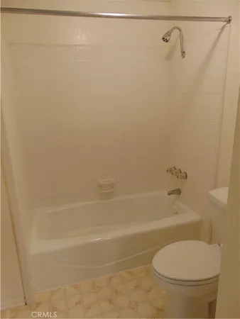 $2,600 | 2203 Apricot Drive, Irvine, CA 92618