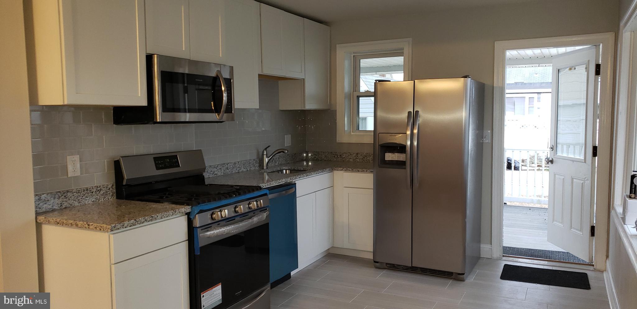 25 Terrace Road Essex, MD 21221 - Photo 5 of 35