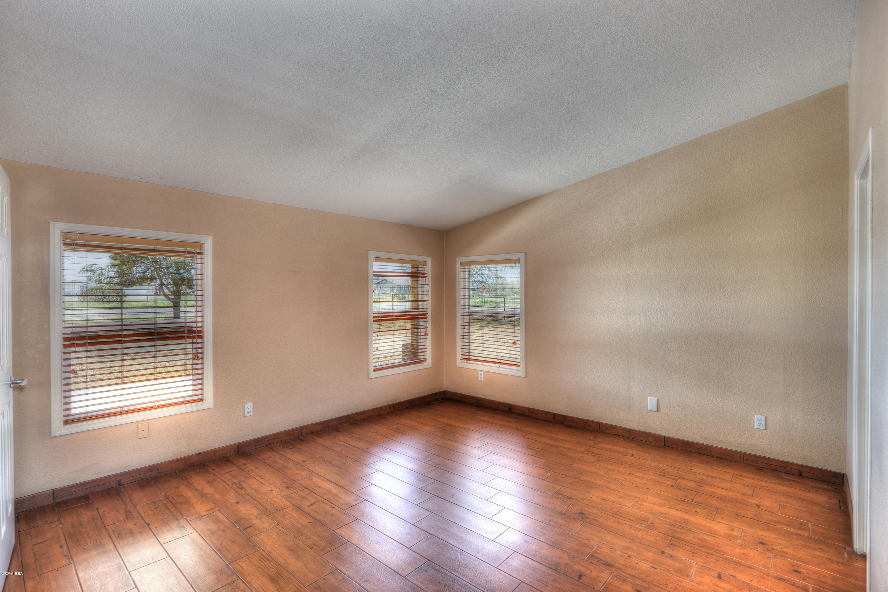 51536 West Papago Road Maricopa, AZ 85139 - Photo 11 of 123 102