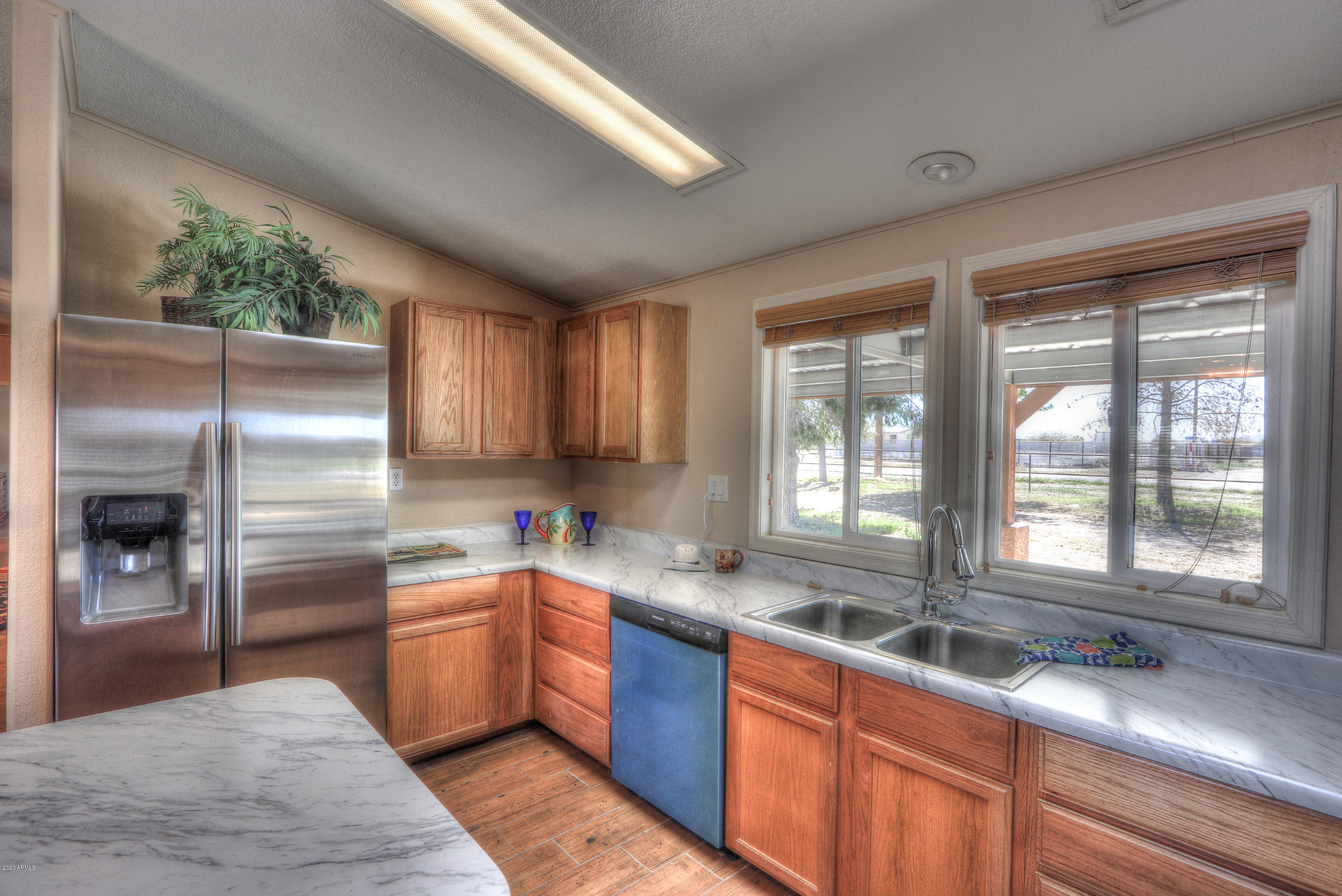51536 West Papago Road Maricopa, AZ 85139 - Photo 8 of 123 101