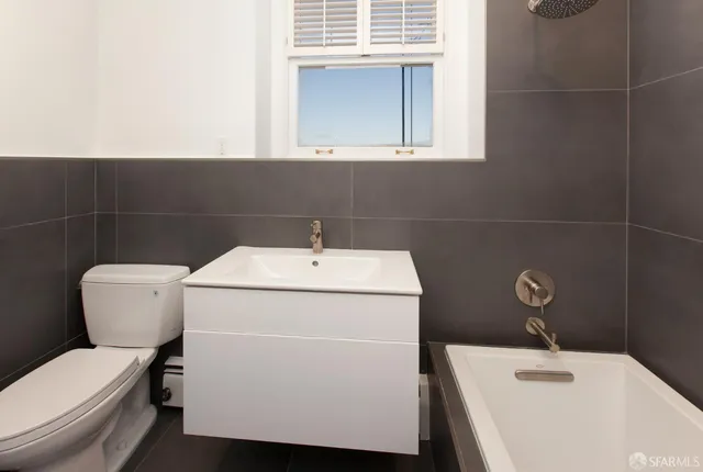 $7,750 | 1250 Jones Street, Unit 1402, San Francisco, CA 94109