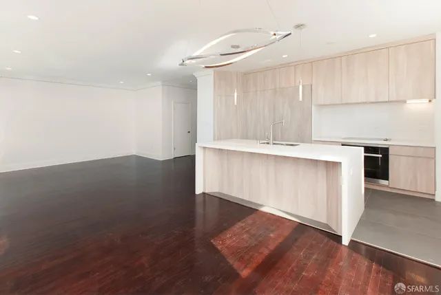$7,750 | 1250 Jones Street, Unit 1402, San Francisco, CA 94109