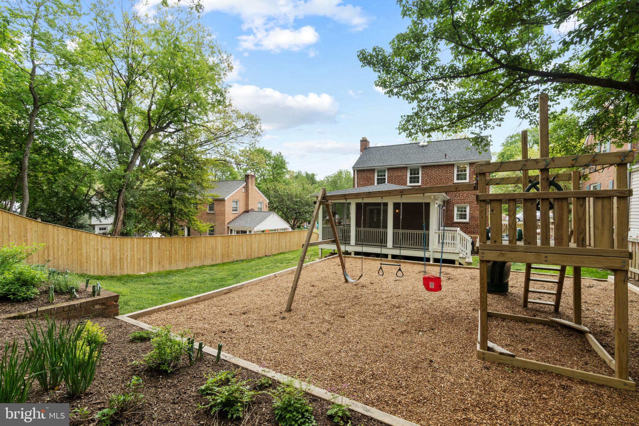 409 Penwood Road Silver Spring, MD 20901 - Photo 30 of 33