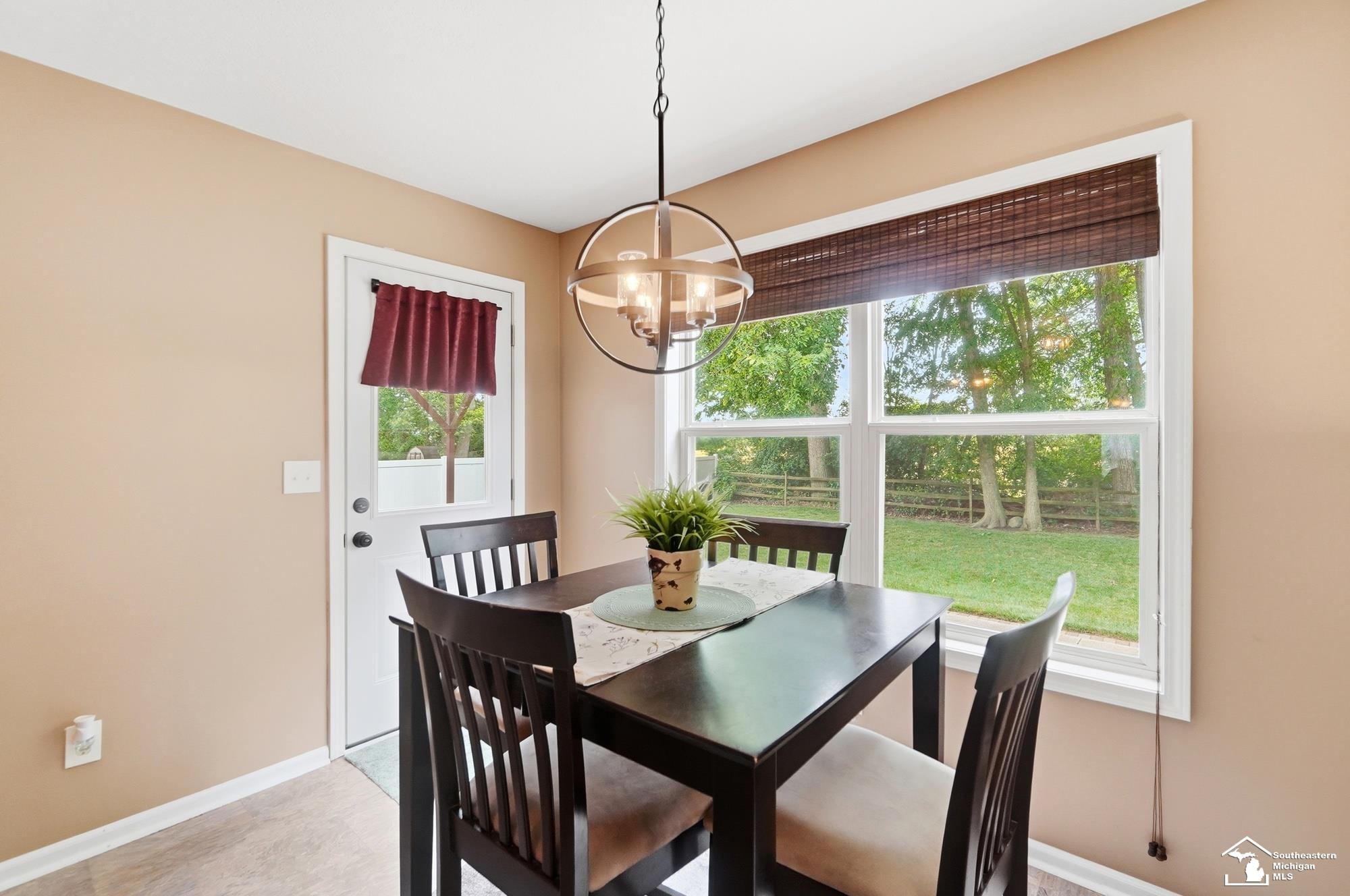 4548 Partridge Lane Newport, MI 48166 - Photo 18 of 62 50212421-8ca5d84c-7ac0-4d45-a9a7-3c6090a5c2bf.JPG