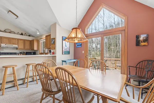 $635,000 | 10 Mountain Brook Circle, Unit 1, Lincoln, NH 03251