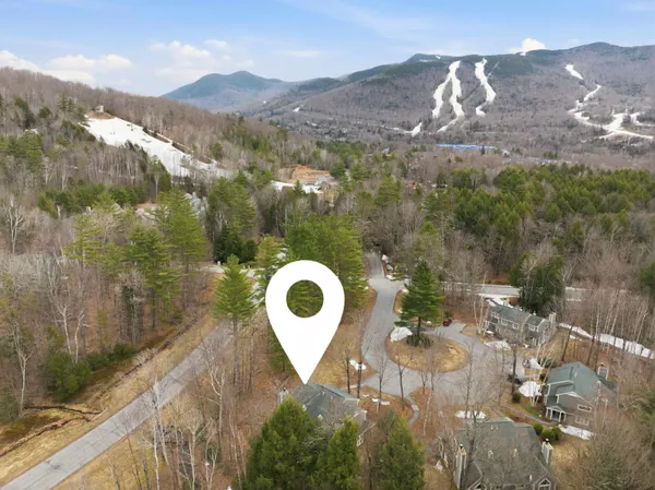 $635,000 | 10 Mountain Brook Circle, Unit 1, Lincoln, NH 03251