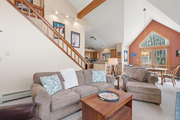 $635,000 | 10 Mountain Brook Circle, Unit 1, Lincoln, NH 03251