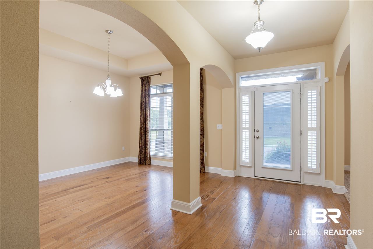 23433 Dundee Circle Foley, AL 36535 - Photo 3 of 50