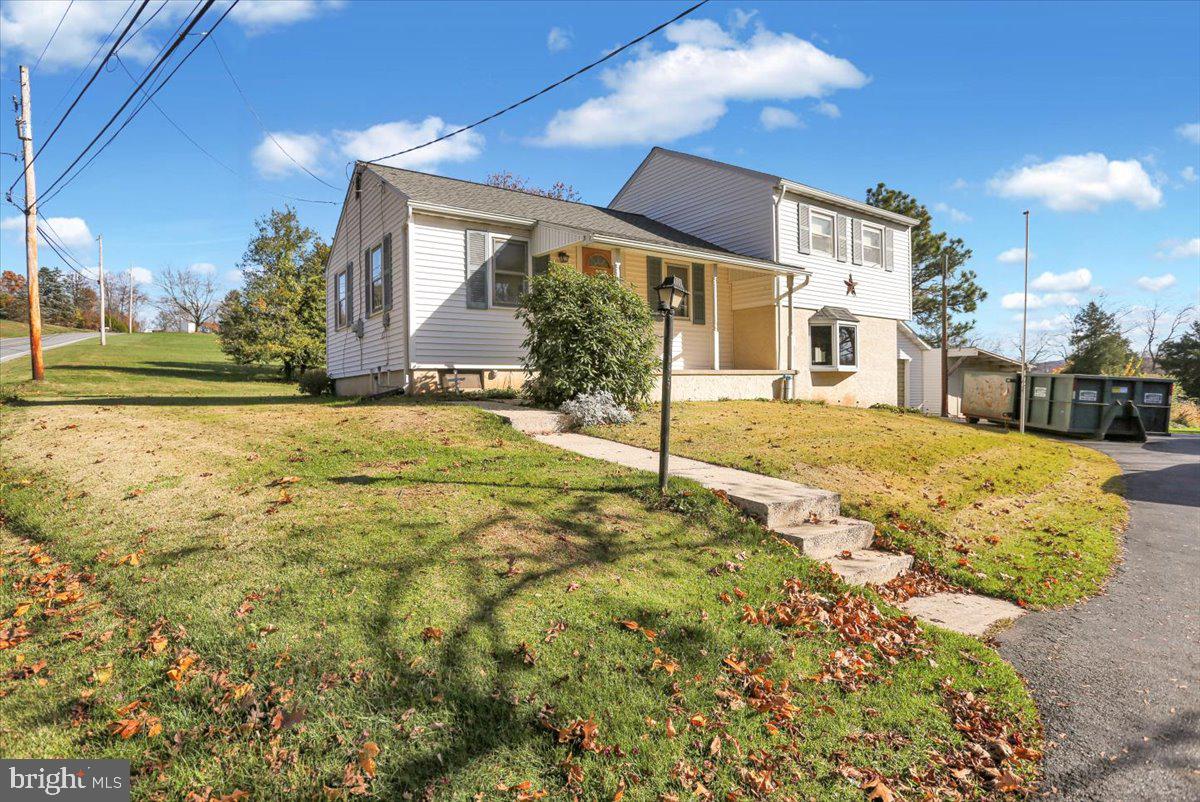 1407 Red Hill Road Elverson, PA 19520 - Photo 1 of 29 Gallery Image 1