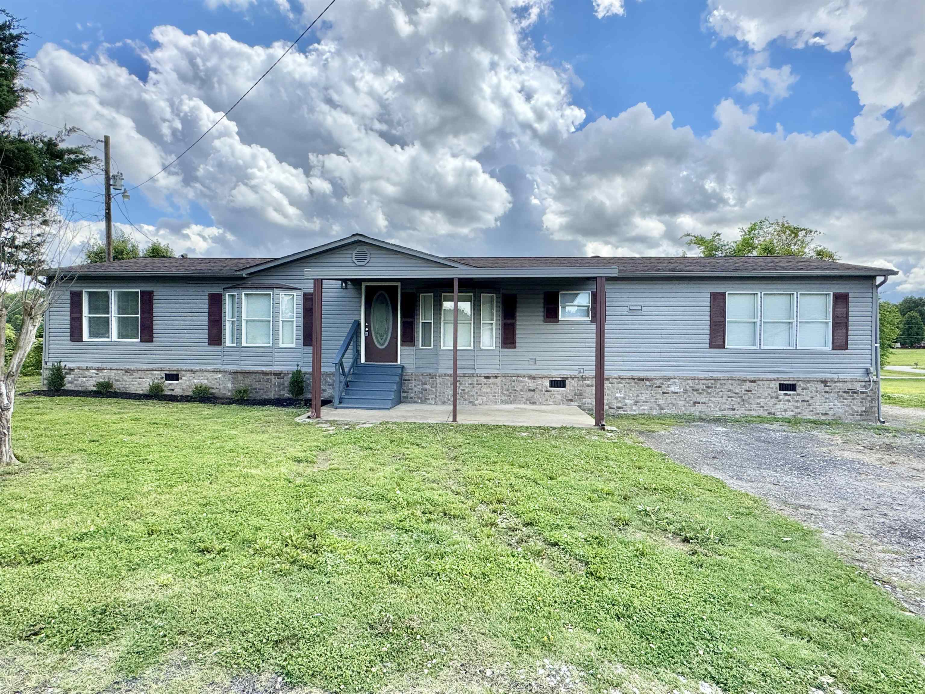 841 Simmons Road Drummonds, TN 38023 - Photo 1 of 35 Single story home with crawl space and a front lawn