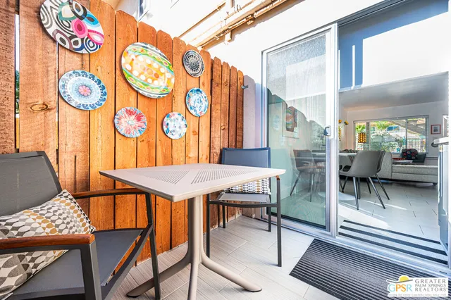 $325,000 | 2290 South Palm Canyon Drive, Unit 103, Palm Springs, CA 92264