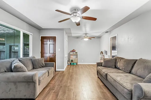 $350,000 | 4135 East Fedora Avenue, Fresno, CA 93726