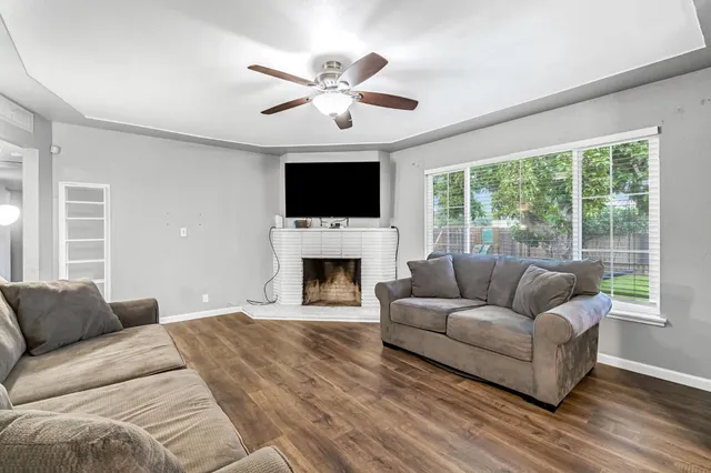 $350,000 | 4135 East Fedora Avenue, Fresno, CA 93726