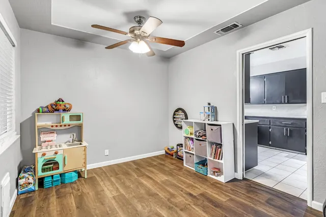 $350,000 | 4135 East Fedora Avenue, Fresno, CA 93726