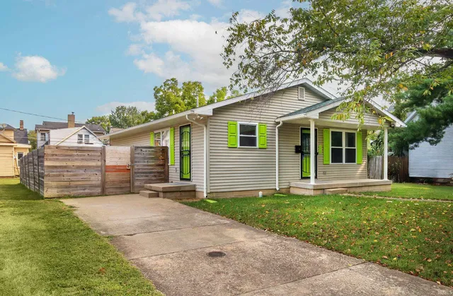 $175,000 | 110 Jefferson Avenue, Evansville, IN 47713