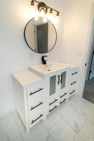 $175,000 | 110 Jefferson Avenue, Evansville, IN 47713