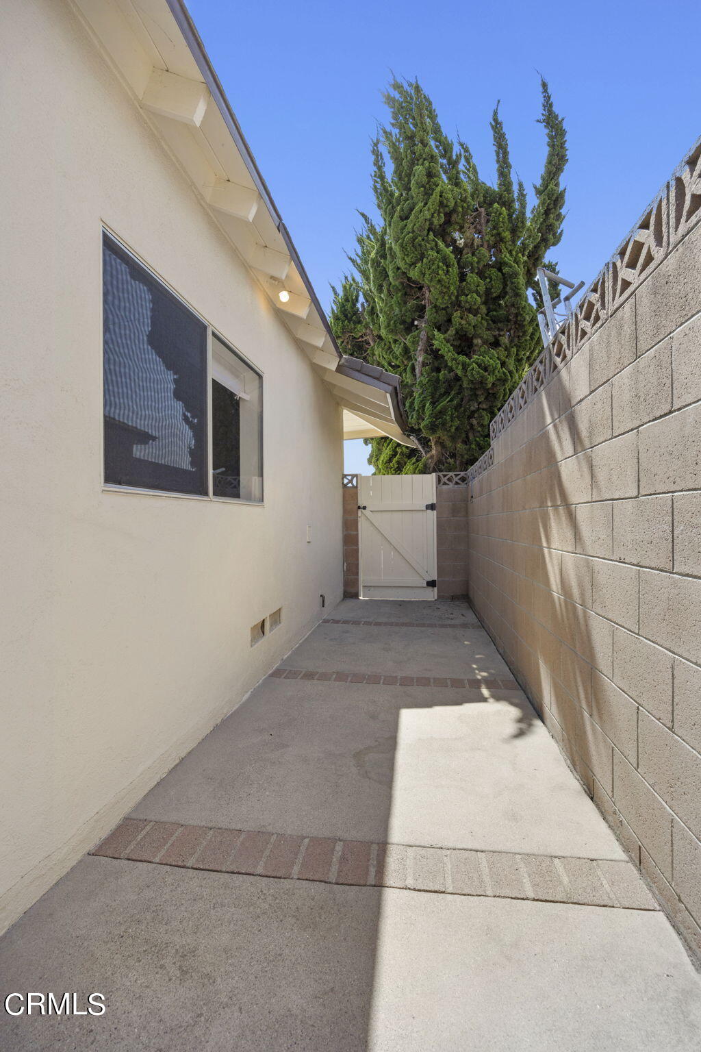 1225 Azalea Street Oxnard, CA 93036 - Photo 28 of 41