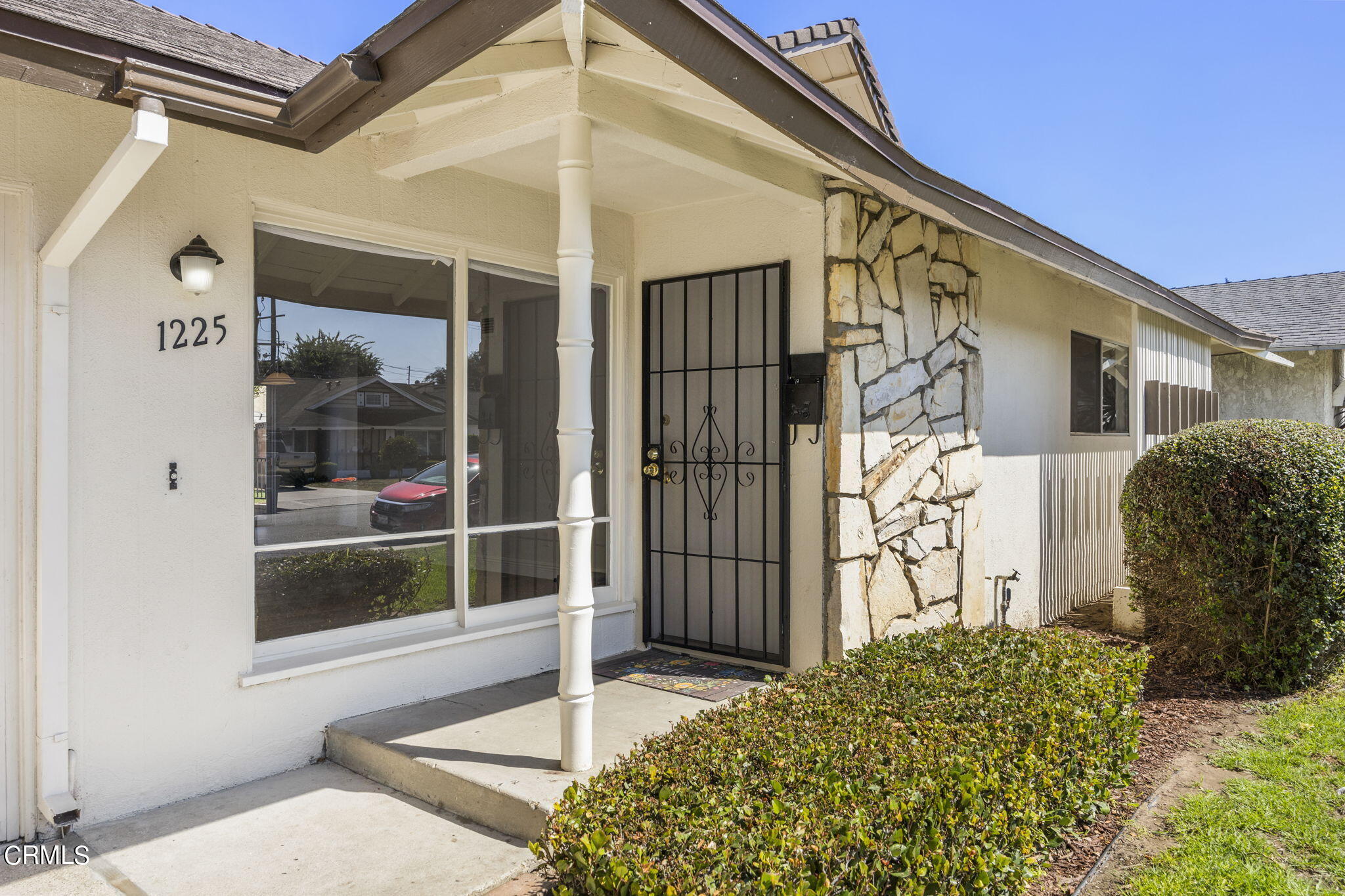 1225 Azalea Street Oxnard, CA 93036 - Photo 3 of 41 a front view of a house