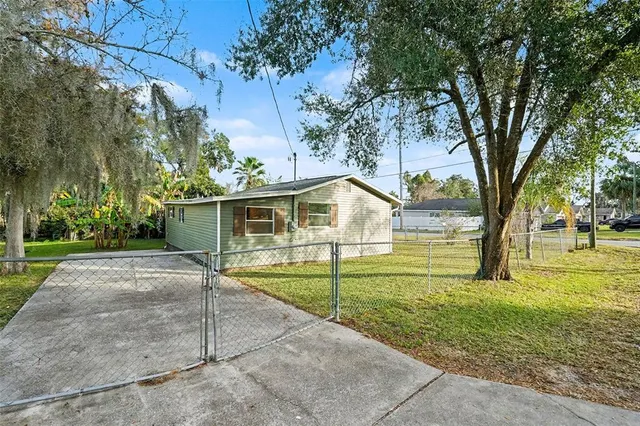 $250,000 | 37045 North Avenue, Dade City, FL 33523
