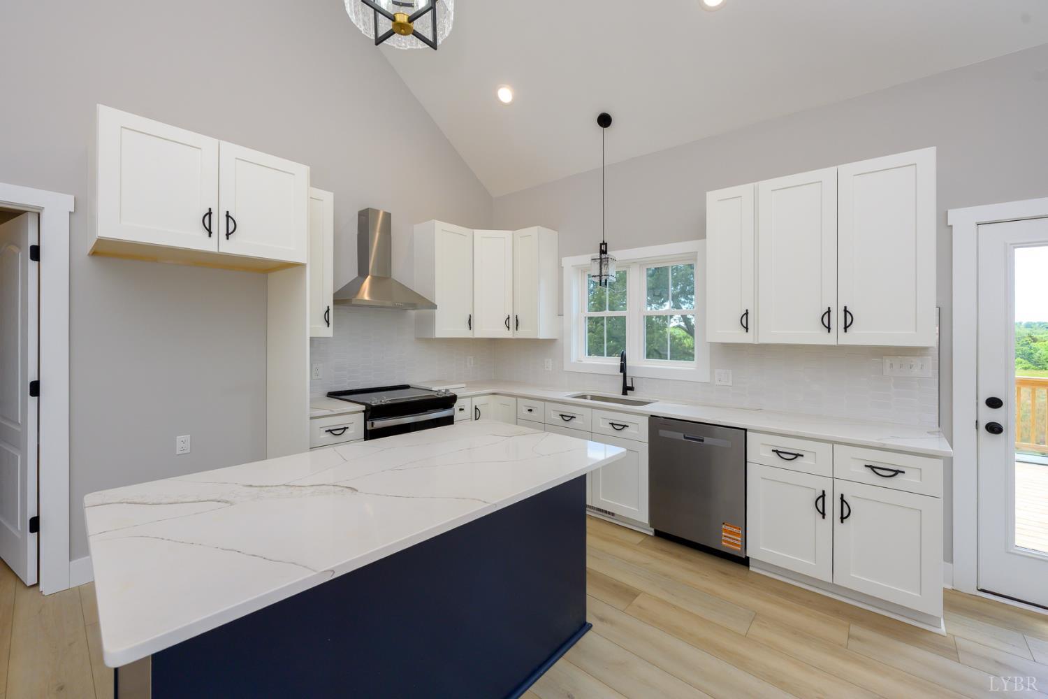 2249 Lipscomb Road Moneta, VA 24121 - Photo 23 of 60