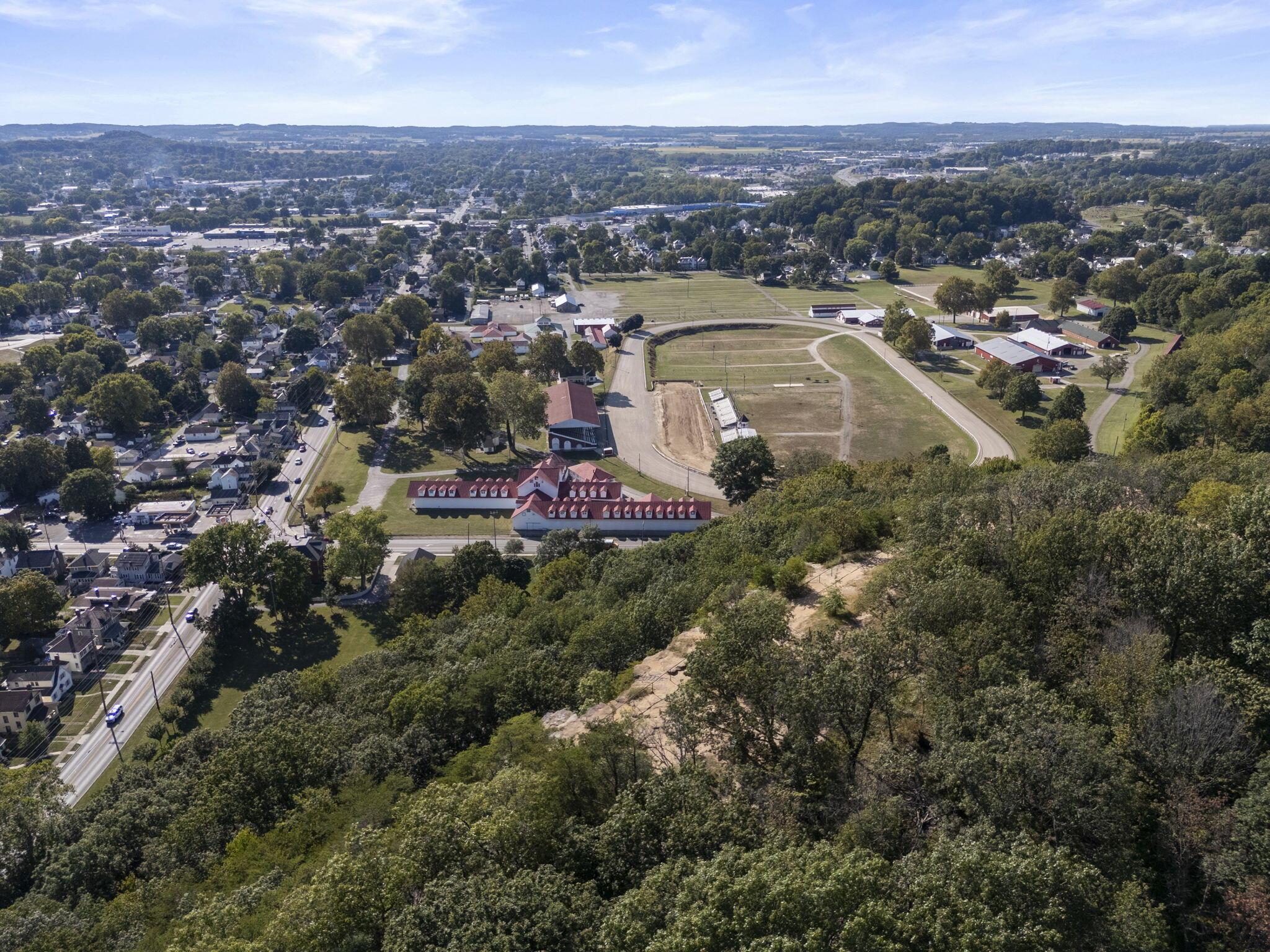 529 Spring Street Lancaster, OH 43130 - Photo 32 of 39 45-web-or-mls-DJI_20250909154903_0597_D