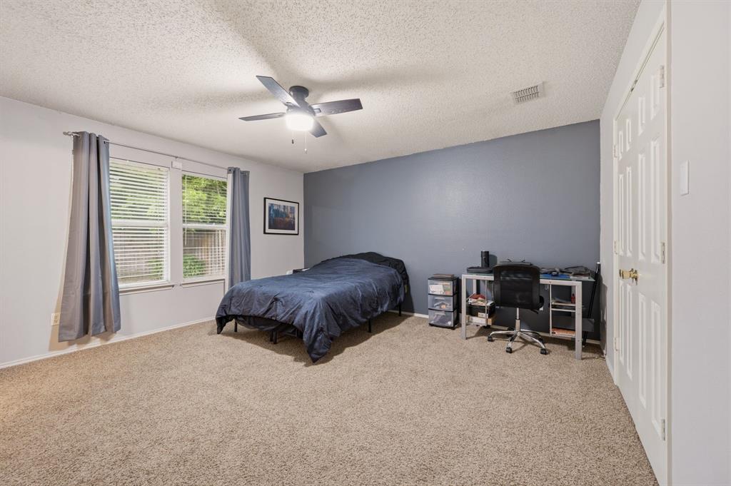 1131 Single Tree Drive Forney, TX 75126 - Photo 10 of 19