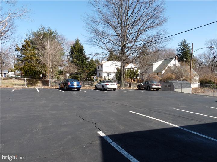 535 Street Road Southampton, PA 18966 - Photo 8 of 12 Gallery Image 8
