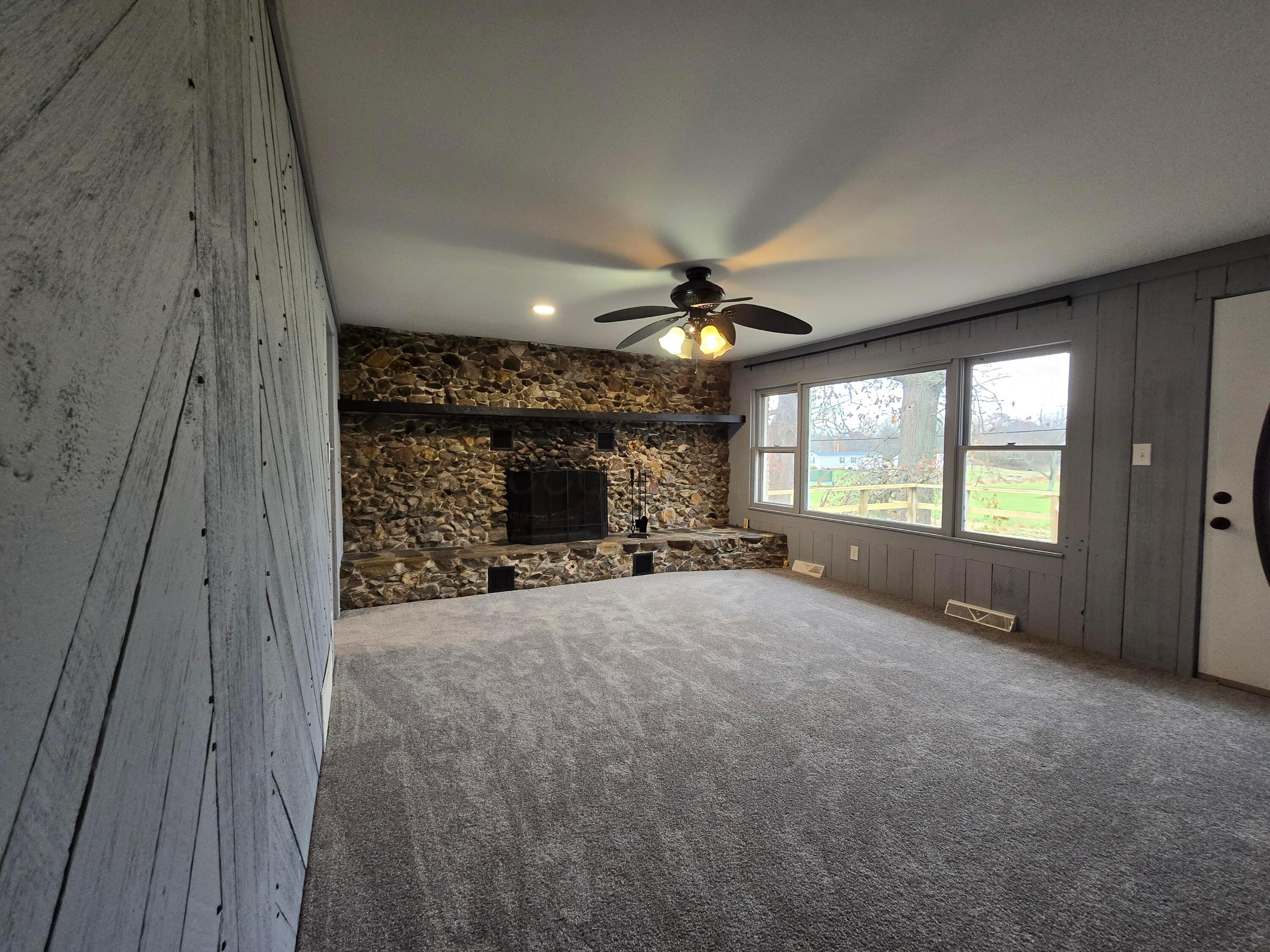 2595 Sonora Road Zanesville, OH 43701 - Photo 2 of 14 1000012940