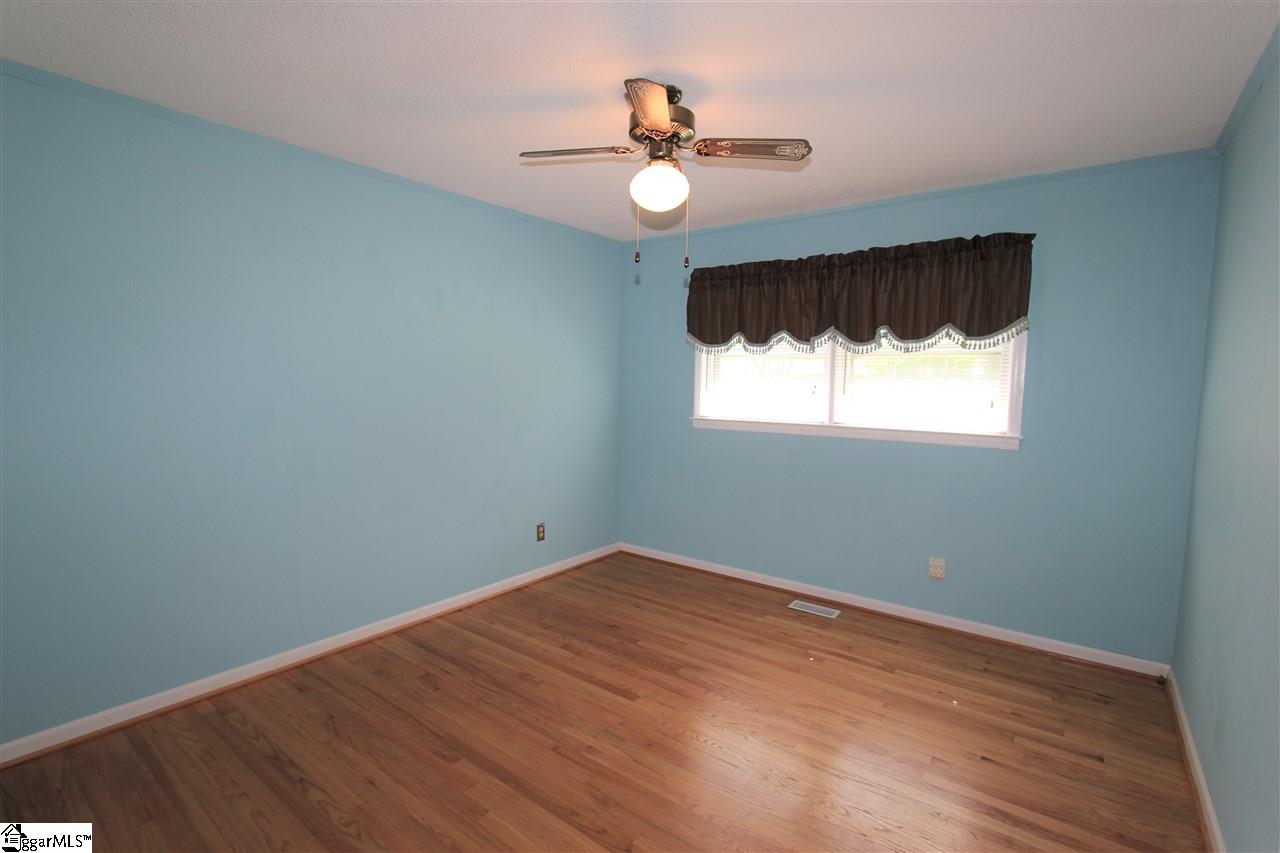 126 Lynn Road Spartanburg, SC 29306 - Photo 14 of 21 Gallery Image 14