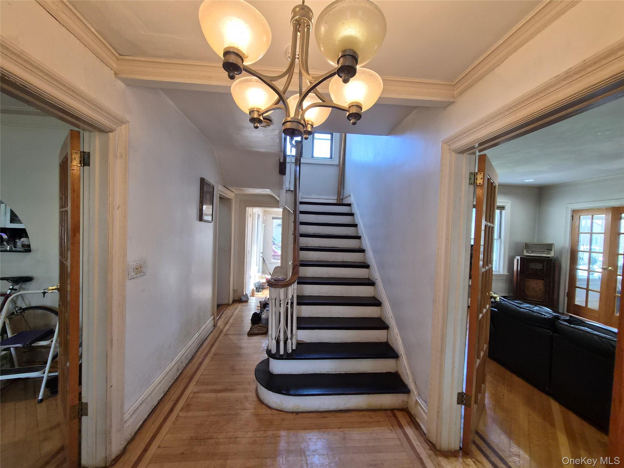 194-04 110th Road Queens, NY 11412 - Photo 6 of 37 Gallery Image 6