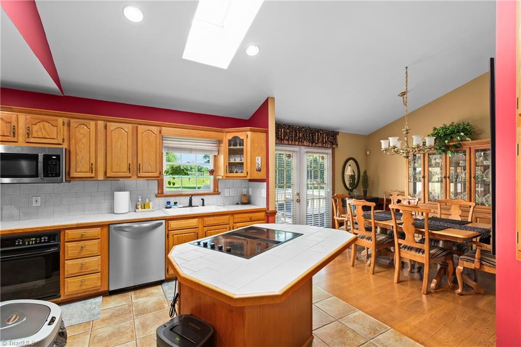 128 Meadowview Road Mocksville, NC 27028 - Photo 17 of 37