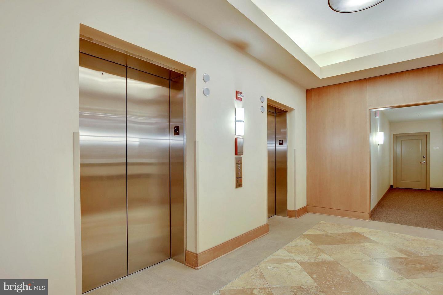 350 G Street Southwest, Unit N522 Washington, DC 20024 - Photo 24 of 36 Elevators
