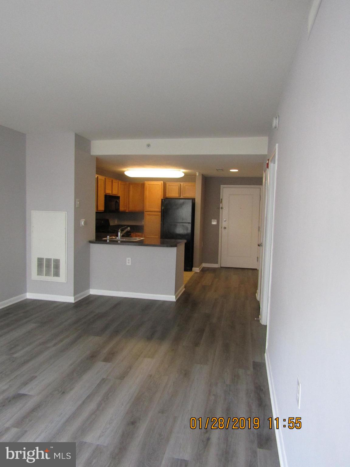 350 G Street Southwest, Unit N522 Washington, DC 20024 - Photo 4 of 36 Kitchen