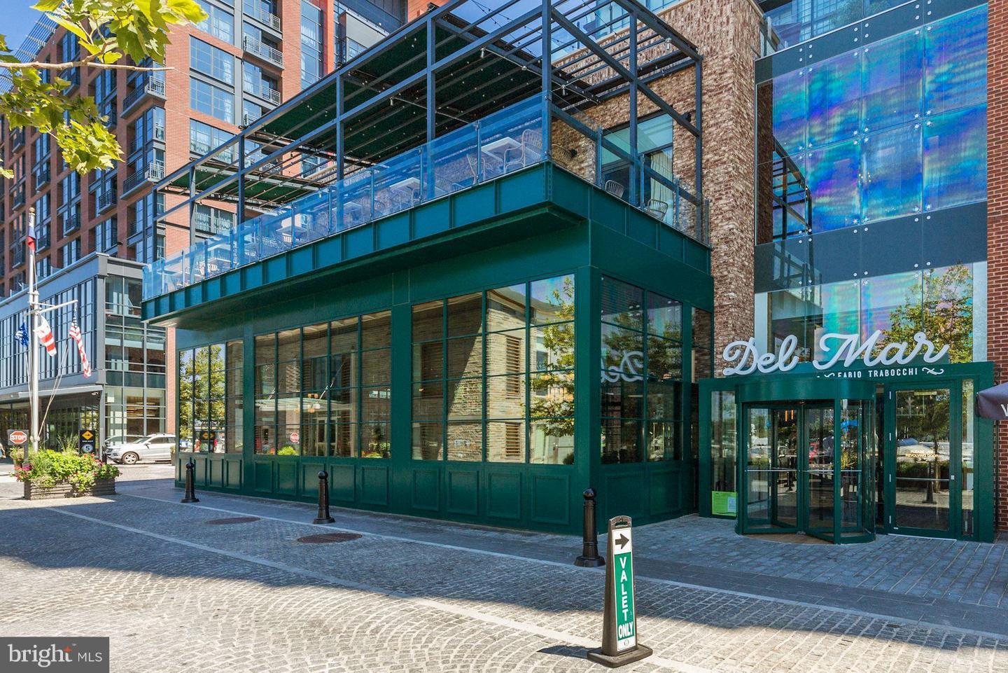 350 G Street Southwest, Unit N522 Washington, DC 20024 - Photo 35 of 36 The Wharf