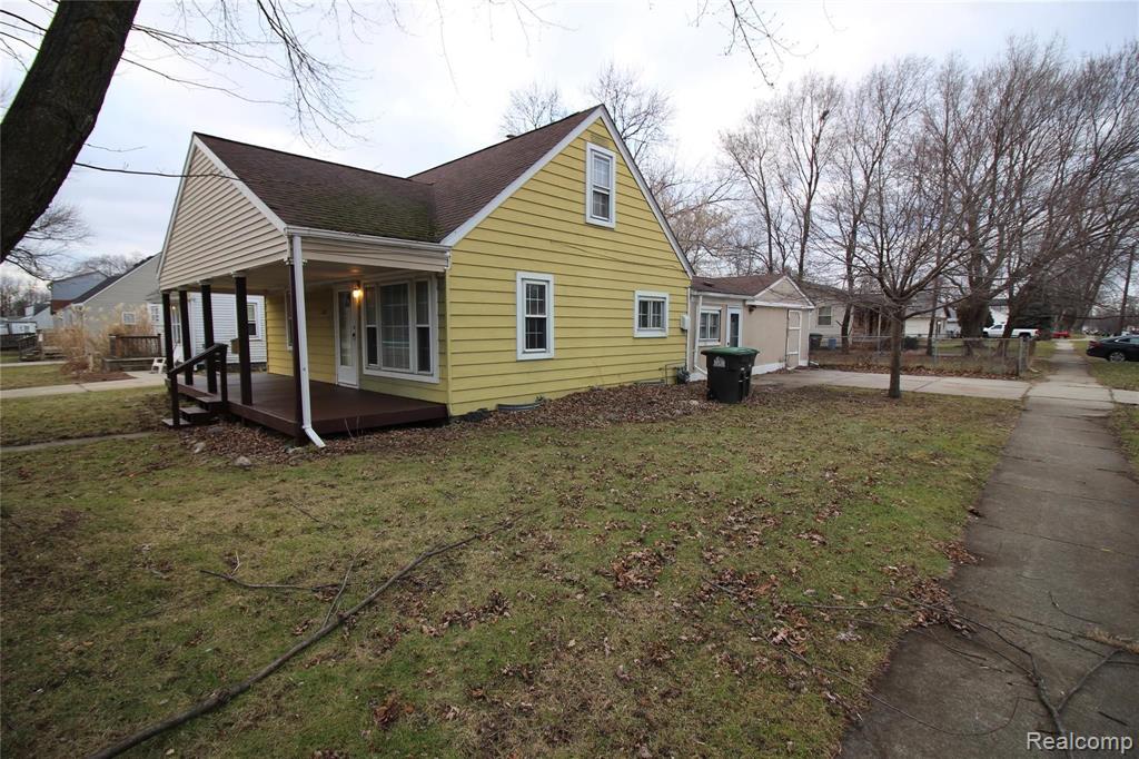 26812 Beverly Road Taylor, MI 48180 - Photo 2 of 15