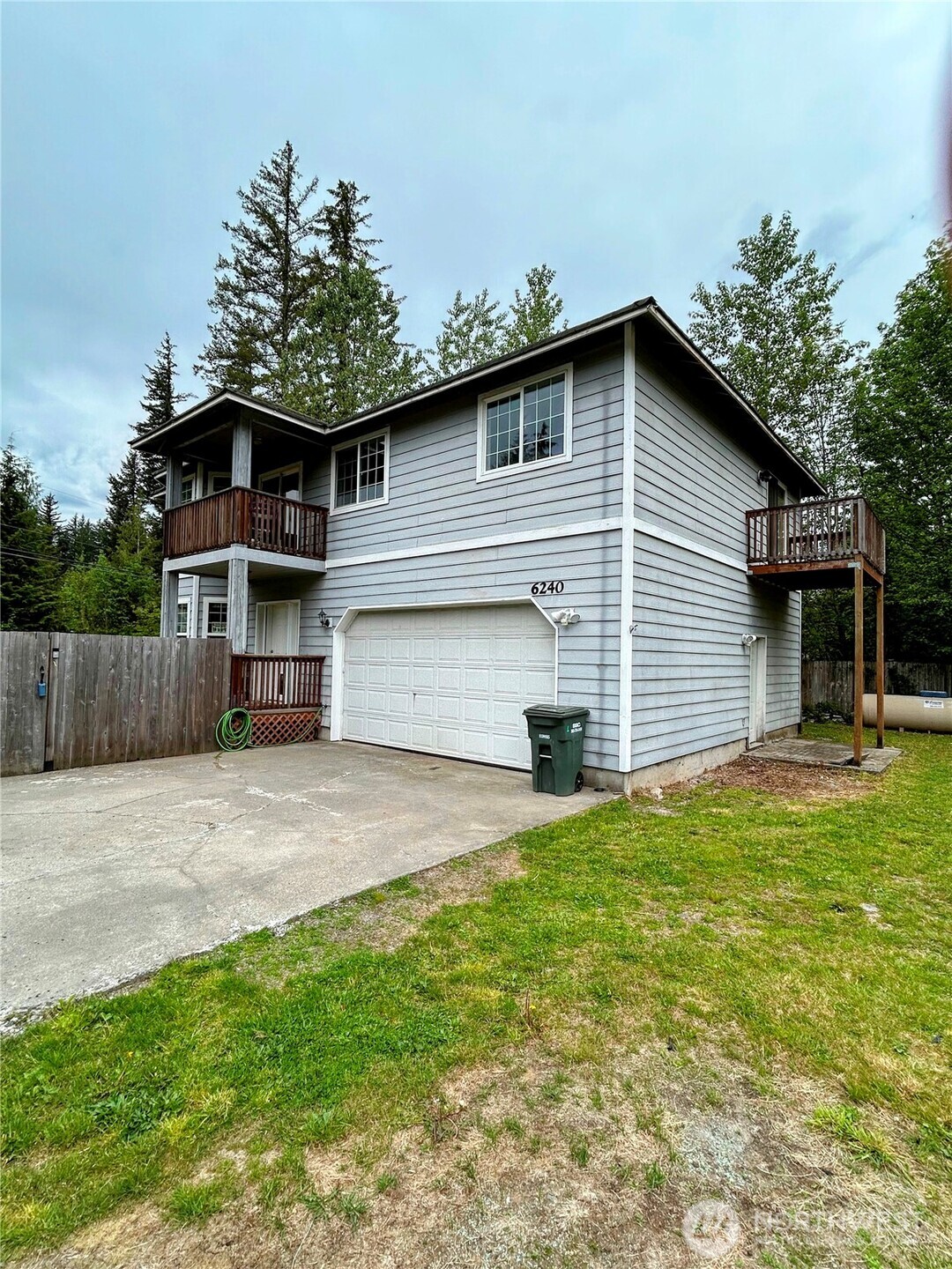 6240 Shamrock Road Maple Falls, WA 98266 - Photo 4 of 25 Gallery Image 4