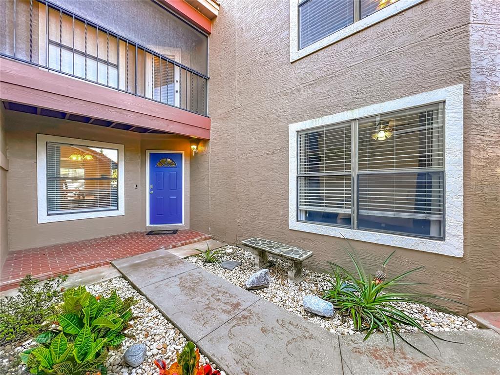 709 Lighthouse Court Altamonte Springs, FL 32714 - Photo 4 of 51 a front view of a house