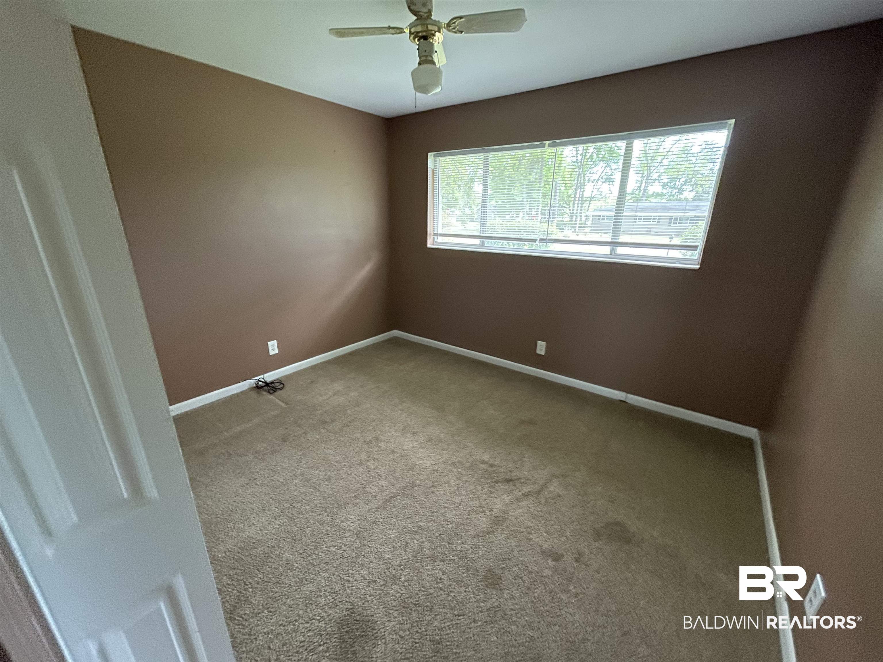 402 West Myrtle Avenue Foley, AL 36535 - Photo 30 of 38 Bedroom 3