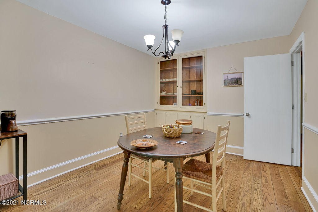 3922 Sweetbriar Road Wilmington, NC 28403 - Photo 7 of 21 3922SweetbriarRoad-14