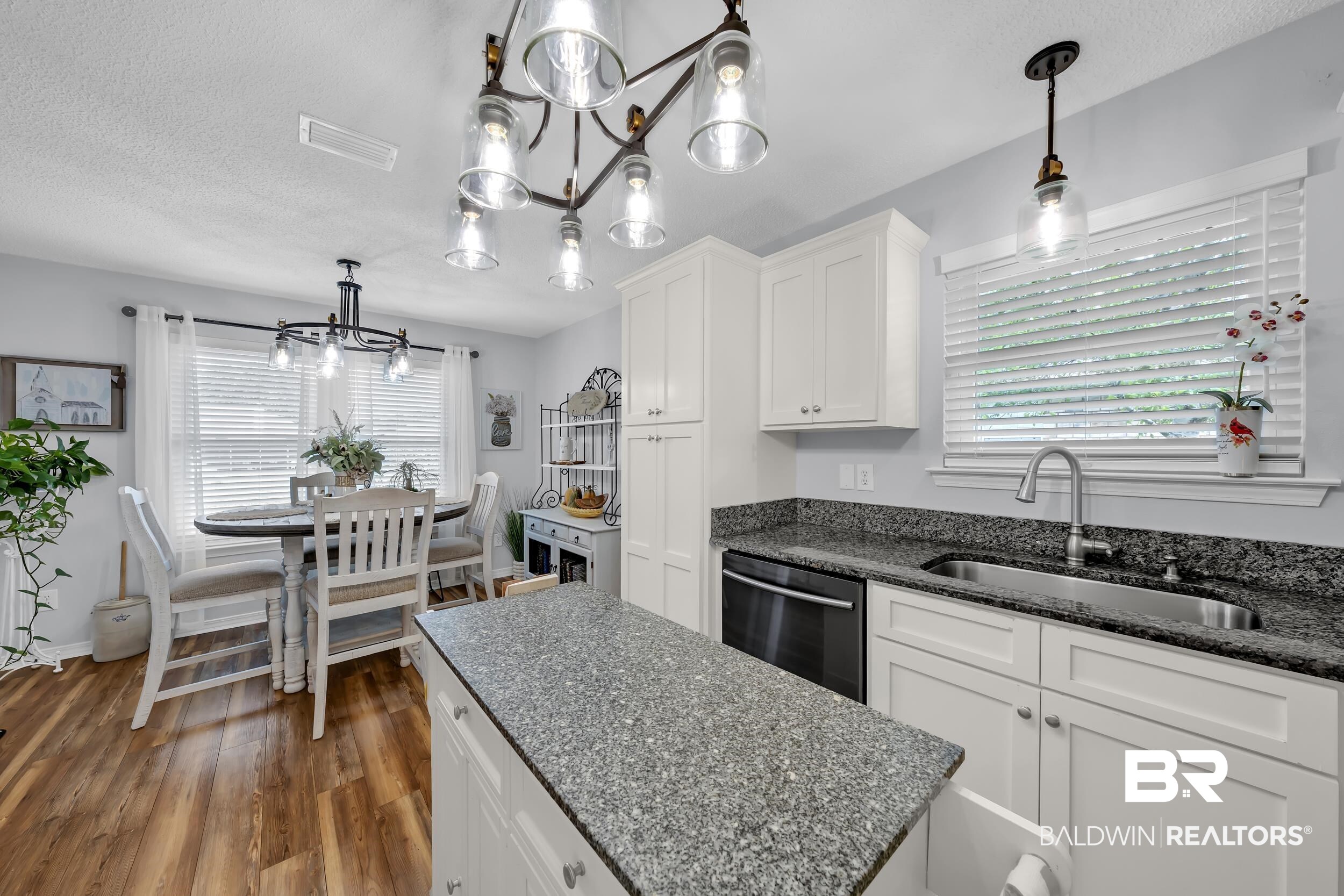 8917 Shoenight Circle Foley, AL 36535 - Photo 10 of 41 Gallery Image 10