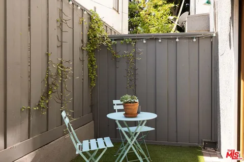 $1,599,000 | 2408 34th Street, Unit 5, Santa Monica, CA 90405