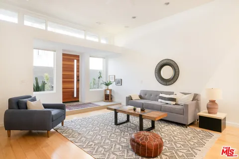 $1,599,000 | 2408 34th Street, Unit 5, Santa Monica, CA 90405