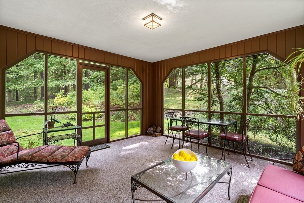 81 Draper Road Wayland, MA 01778 - Photo 15 of 39